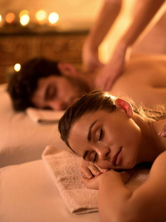 COUPLE MASSAGE
